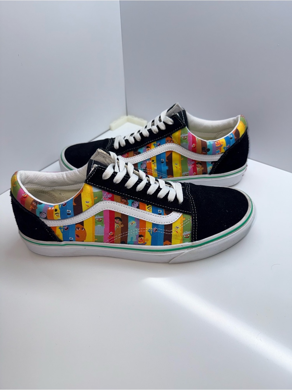 Vans x Sesame Street Old Skool multi rainbow sneakers M10.5/W12